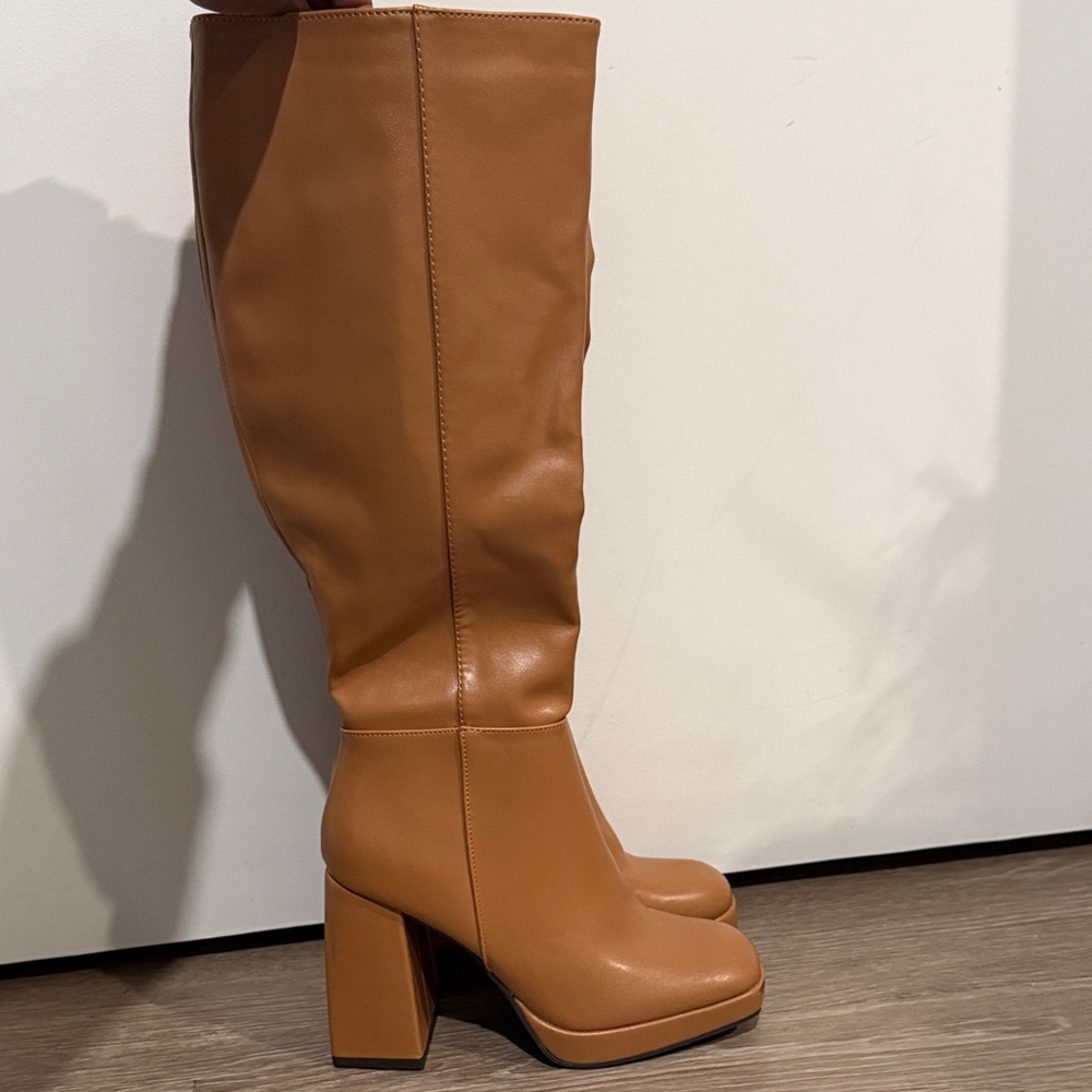 Elegant Tan Knee-High Boots